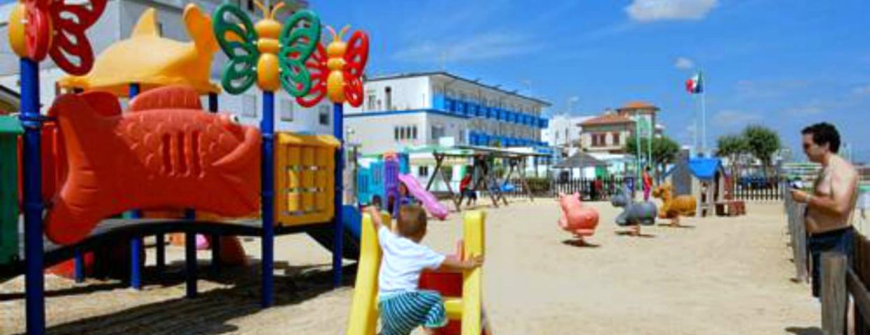 albergoaquila it 1-it-303181-offerta-giugno-hotel-bb-spiaggia 015